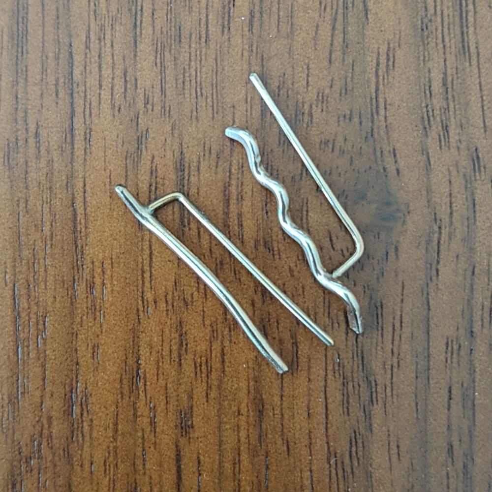 Mismatching ear climbers